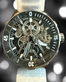 Ulysse Nardin Ulysse Nardin Diver 3743-170-2A 44mm Carbon fiber