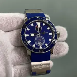 Ulysse Nardin Ulysse Nardin Maxi Marine Diver 260-32-3A 42.5mm White gold Blue