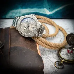 Ulysse Nardin Ulysse Nardin Maxi Marine Diver 263-33-7/91 42.7mm Stainless steel Gray
