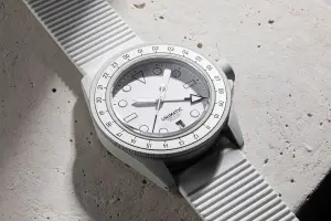 Unimatic Modello Uno GMT 'Arctic Fox'