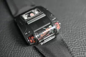 Urwerk UR-111C Black Cobra