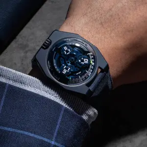 Urwerk UR-100V Blue Planet