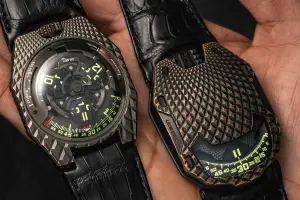 Urwerk UR-100V T-Rex