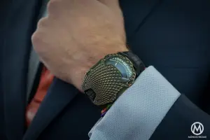 URWERK UR-105 T-Rex