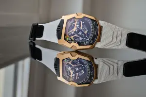 URWERK UR-220 RG Final Edition