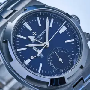 Vacheron Constantin Vacheron Constantin Overseas 7900V/110A-B334 Stainless steel Blue
