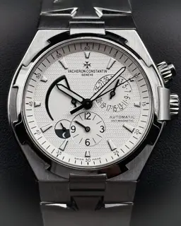 Vacheron Constantin Vacheron Constantin Overseas 47450 42mm Stainless steel Silver