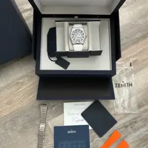 Zenith Zenith Defy 95.9000.670/78.M9000 41mm Titanium Skeletonized