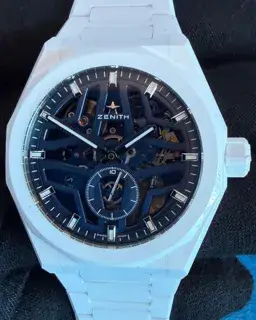 Zenith Zenith Defy 49.9301.3620/79.I001 41mm Ceramic Blue